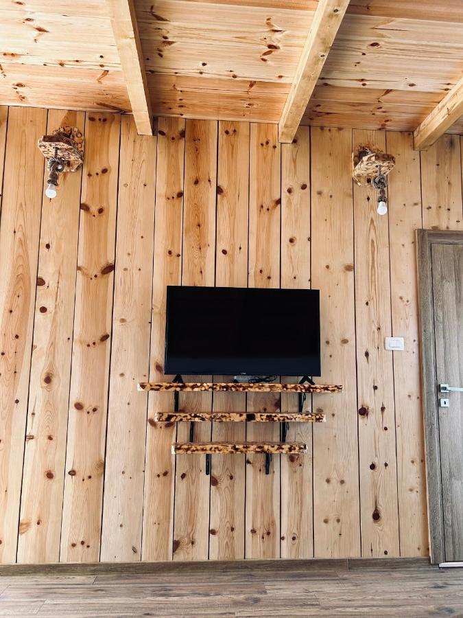 Nomad Lodge Zminica Žabljak Buitenkant foto