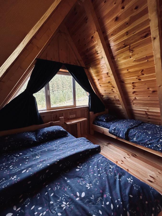 Nomad Lodge Zminica Žabljak Buitenkant foto