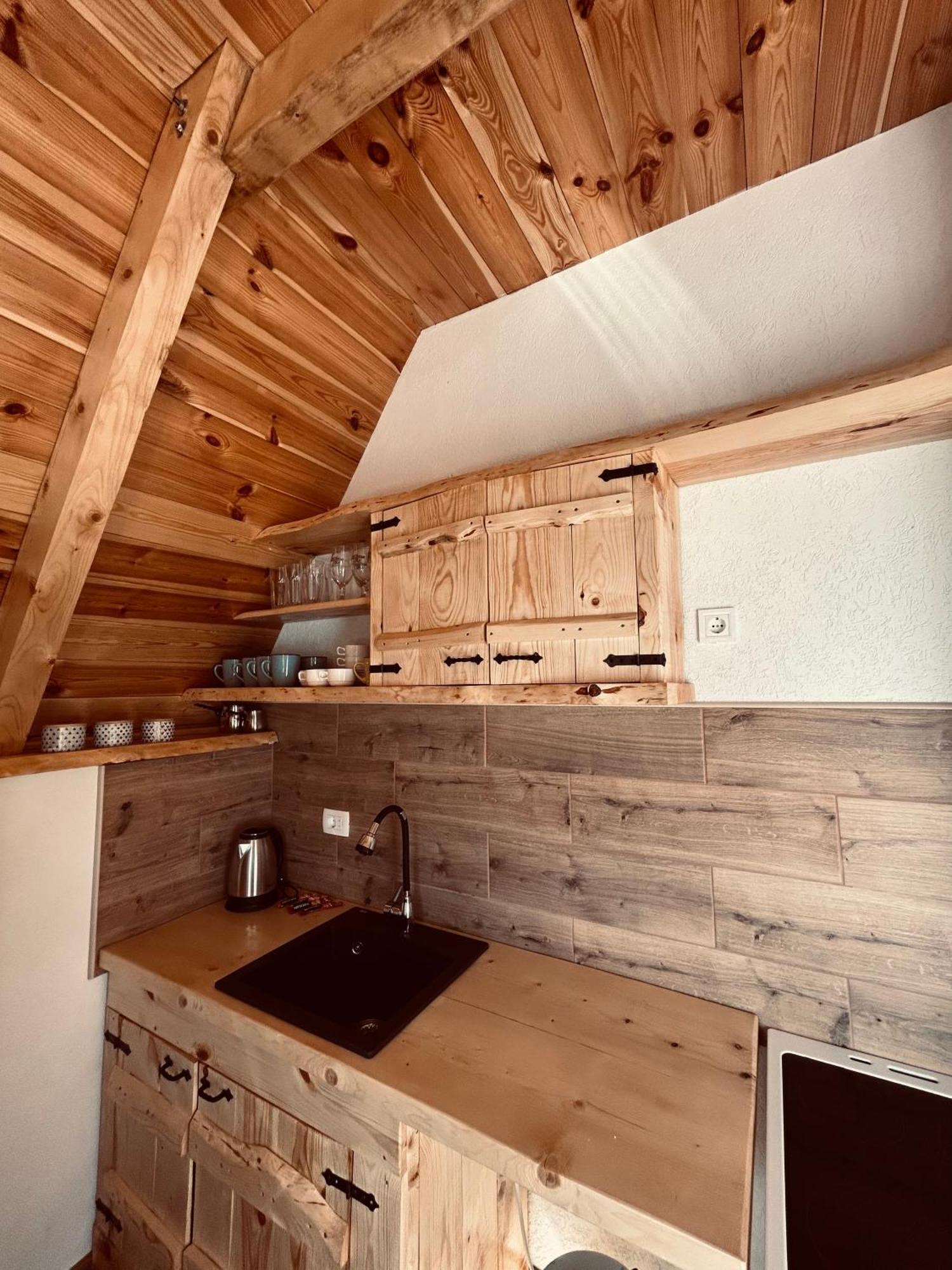 Nomad Lodge Zminica Žabljak Buitenkant foto